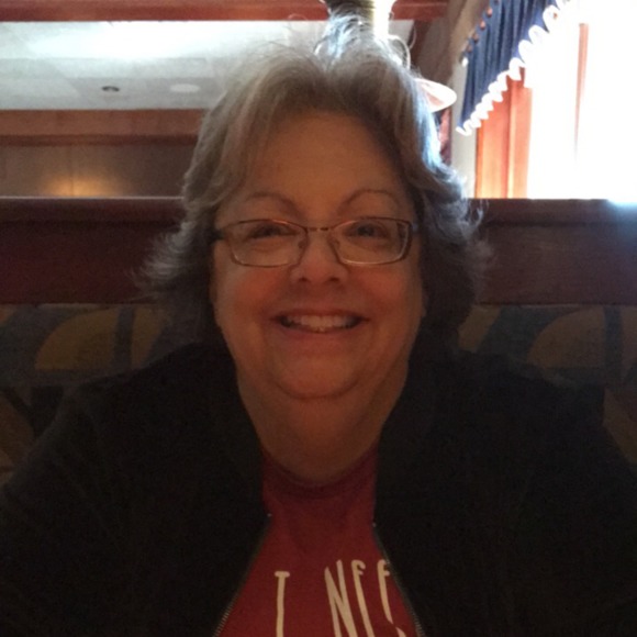 Meet your Posher, Isabel - Picture 1 of 1